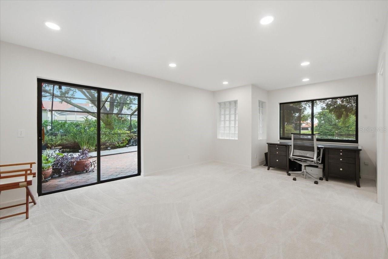 KEYSTONE CROSSINGS - Residential