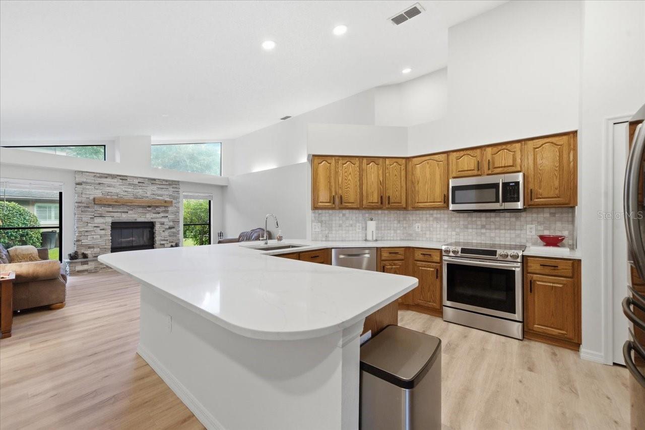 KEYSTONE CROSSINGS - Residential