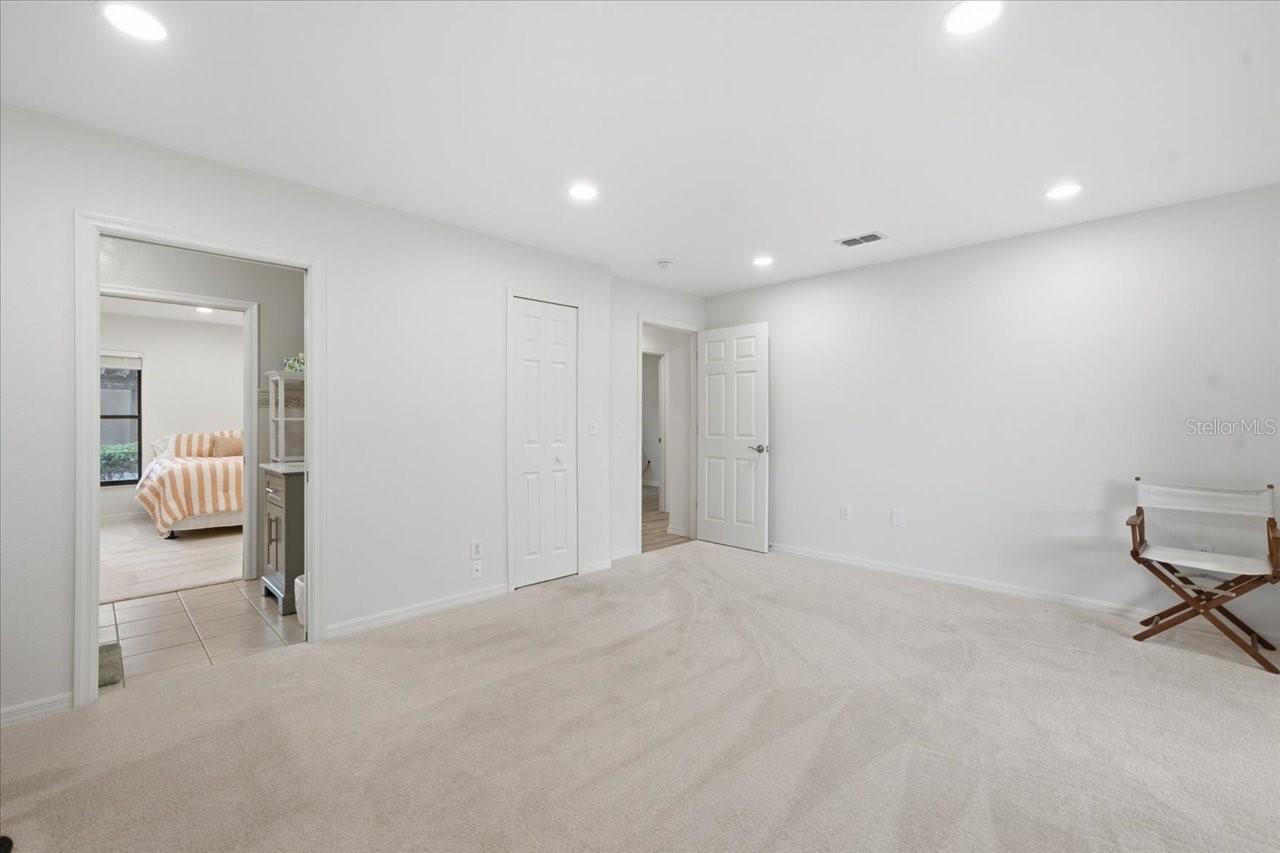 KEYSTONE CROSSINGS - Residential