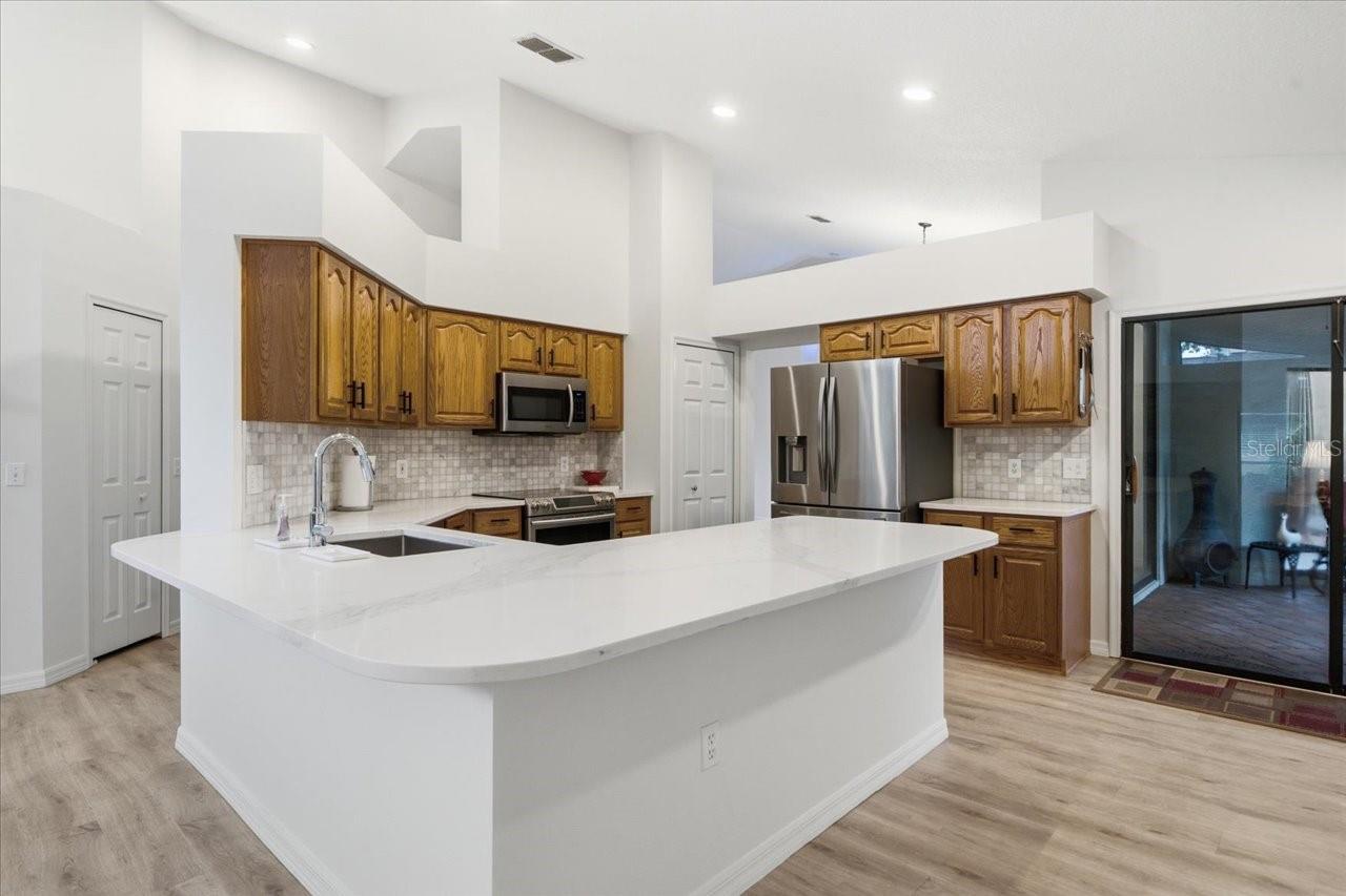 KEYSTONE CROSSINGS - Residential
