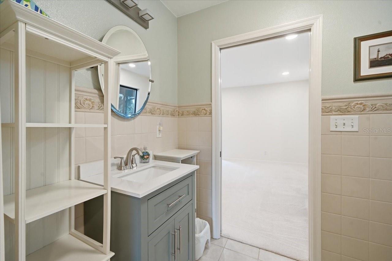 KEYSTONE CROSSINGS - Residential