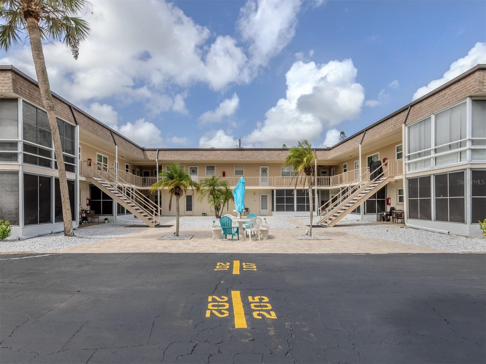 Venice Island Condo for 139,900, WOW Lets talk location.....4 minute walk to the beach,4 minute walk to downtown shopping, dining and entertainment This slice of paradise is on the Island of Venice. X flood zone, by the way.. Newer A/C 2022, Hot Water Heater 2023 and Roof 2025. Turnkey and ready for living the Florida lifestyle. Parkview Manor is very well maintained and boasts New lighted walkways in the courtyard, a chair lift to the second floor. assigned parking spaces and wonderful neighbors...and is across the street from wonderful Prentis Park. This is a fabulous investment for your future. This is priced to SELL. Don't wait on this one