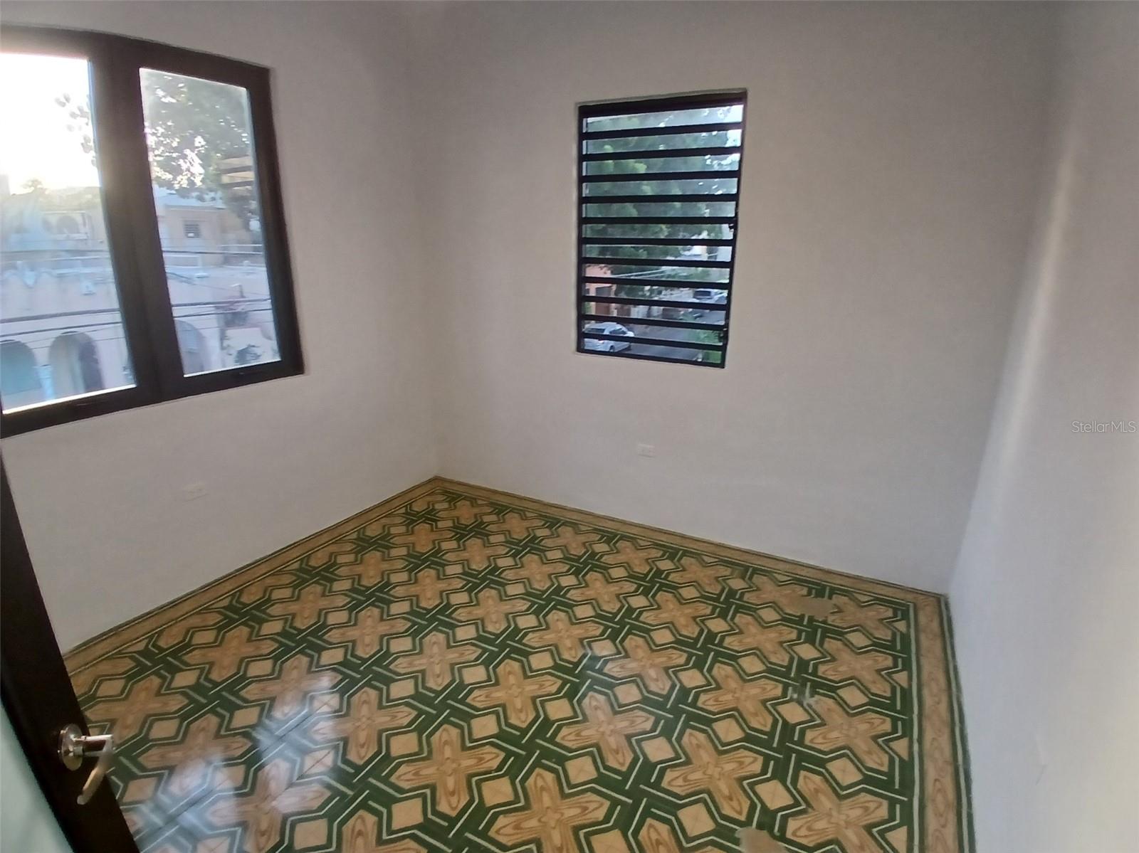 SANTA RITA - Residential Income
