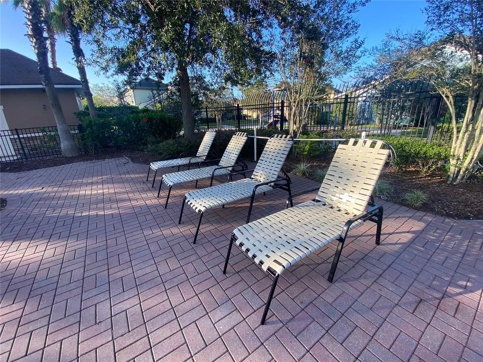 CHARTRES GARDENS B - Residential Lease