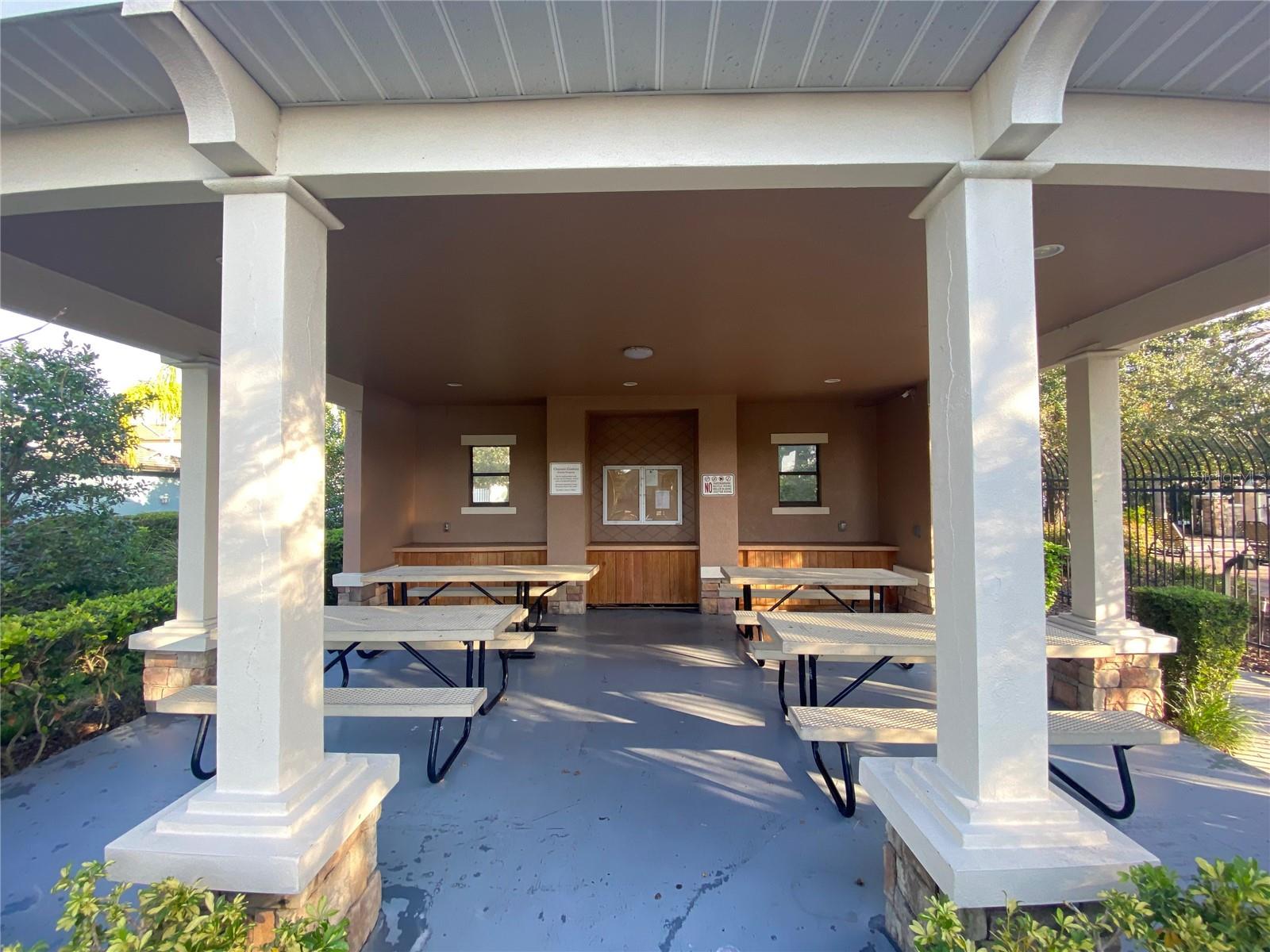 CHARTRES GARDENS B - Residential Lease