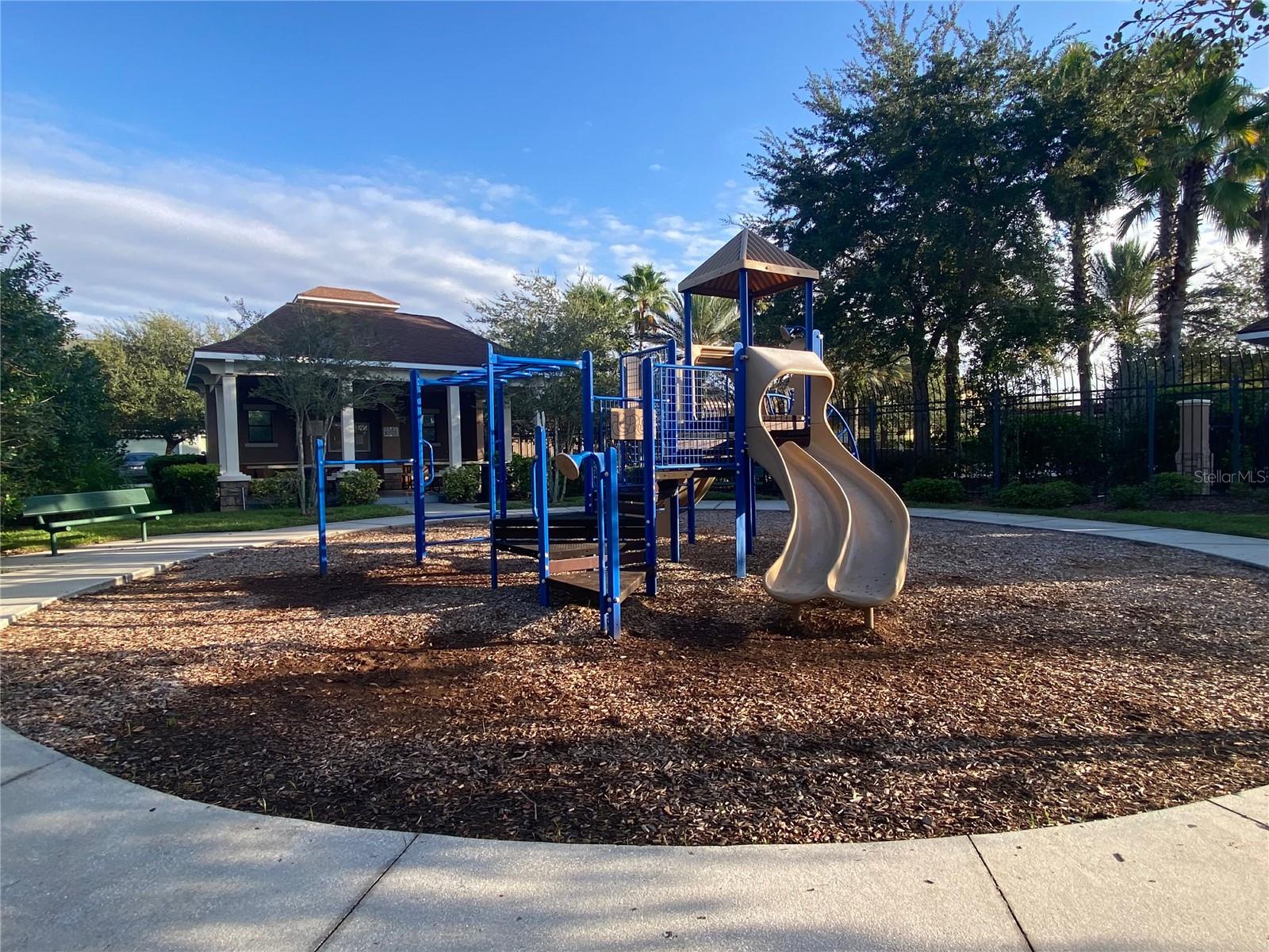 CHARTRES GARDENS B - Residential Lease