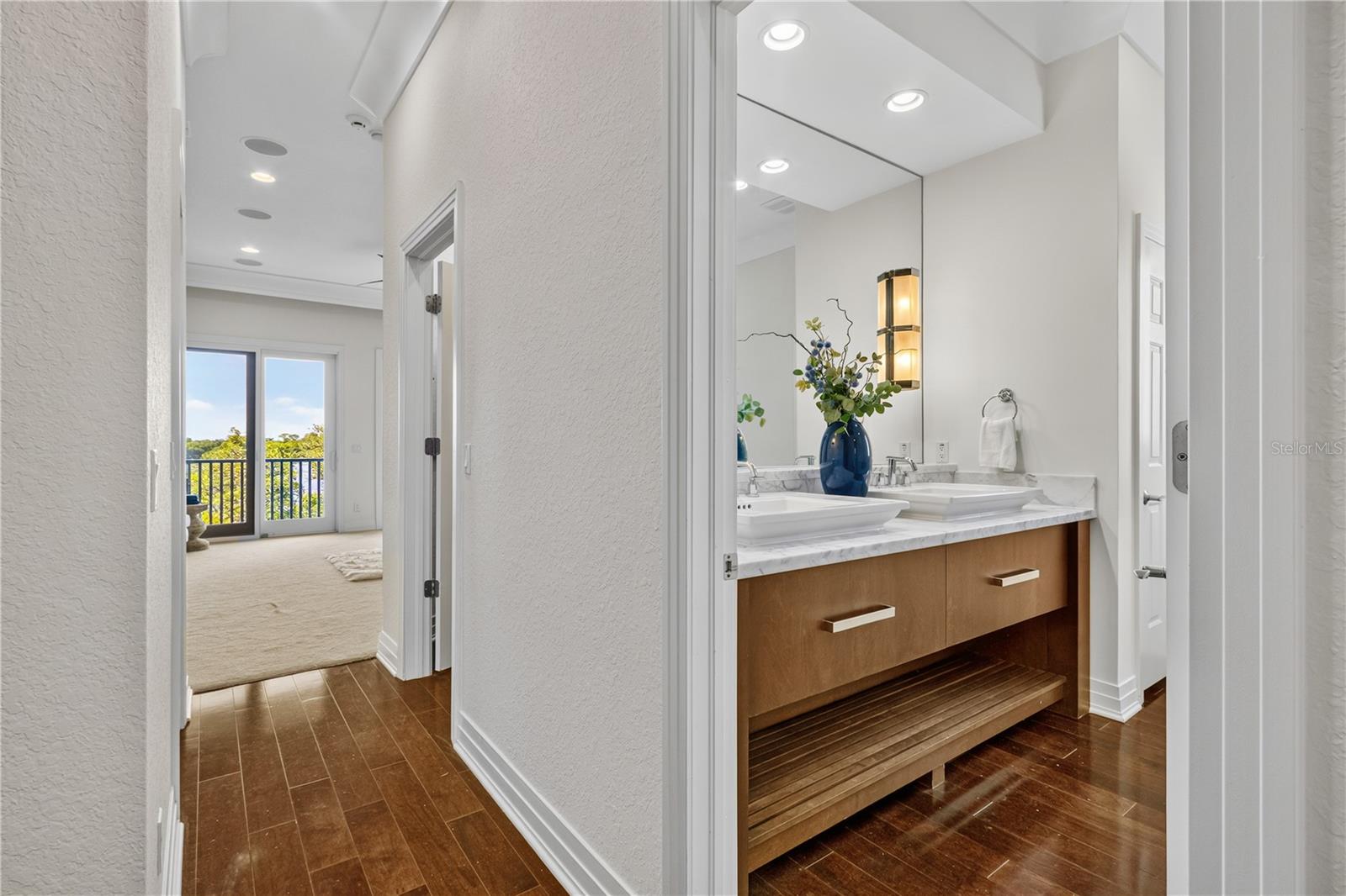 VENETIAN BAY - Residential