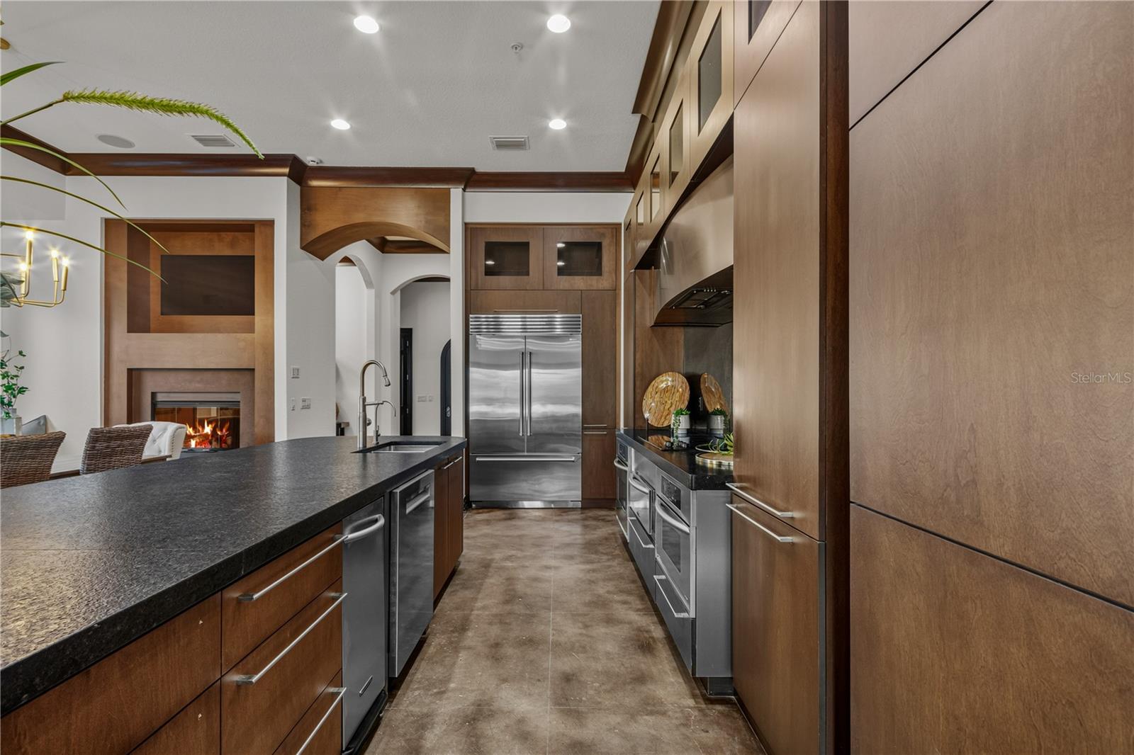 VENETIAN BAY - Residential