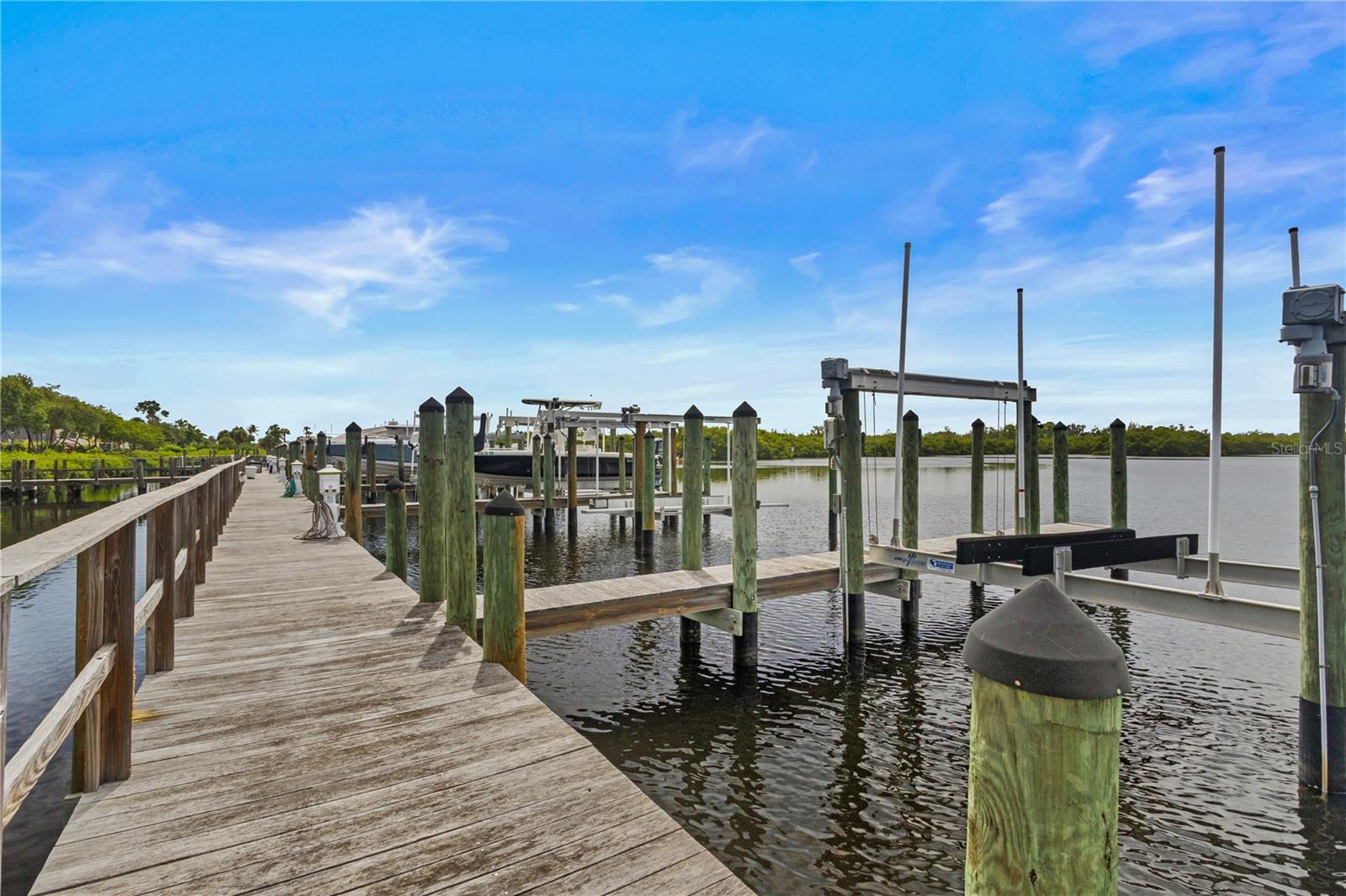 VENETIAN BAY - Residential