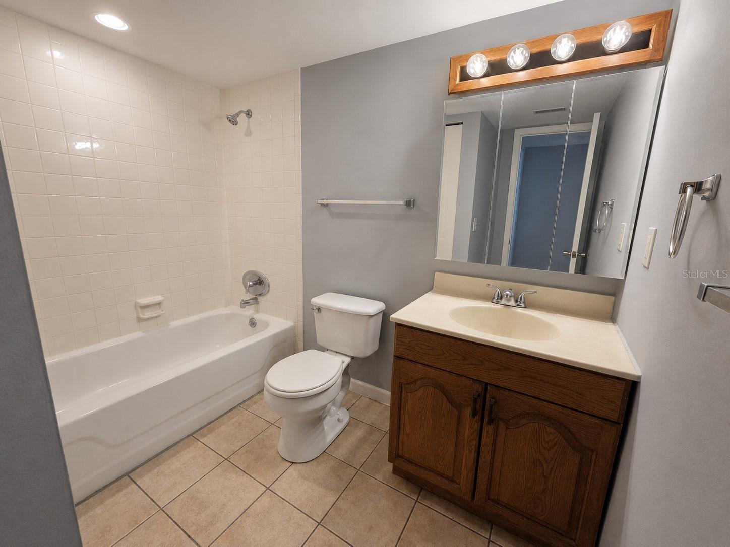 DESTINY SPGS CONDO - Residential Lease