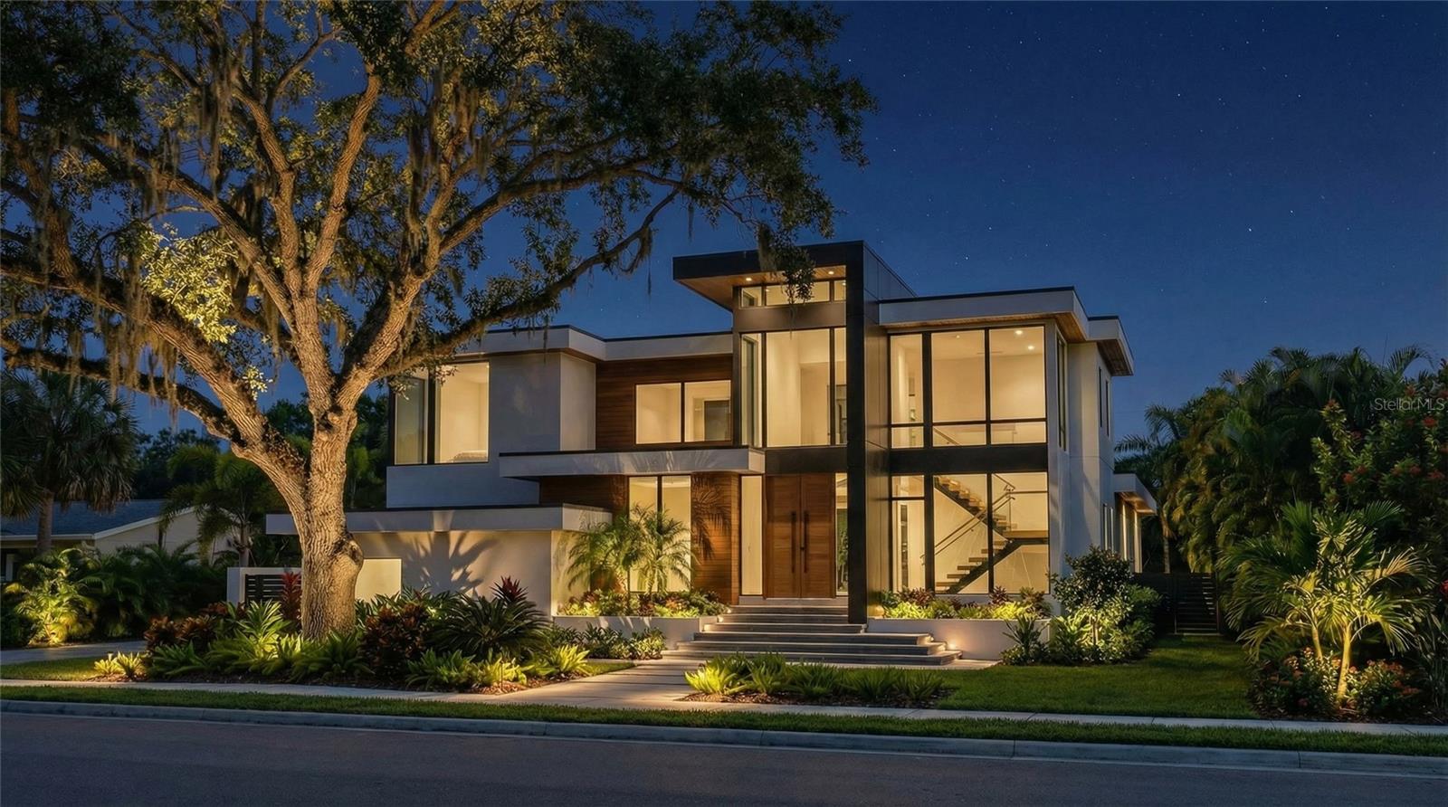 SUNSET PARK - Residential