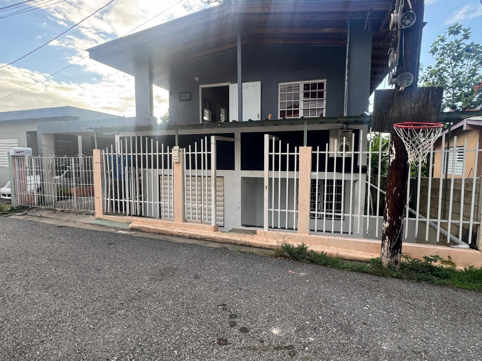 COMUNIDAD BARRIADA GARNIER - Residential