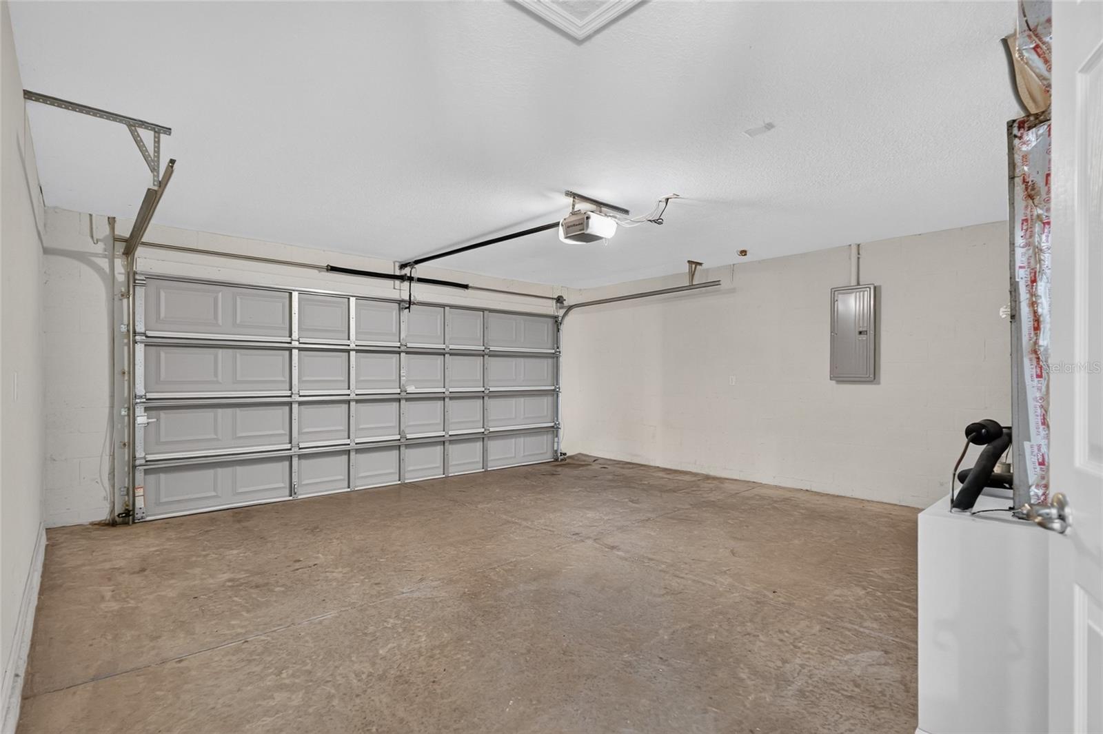 MARION OAKS UNIT 12 - Residential