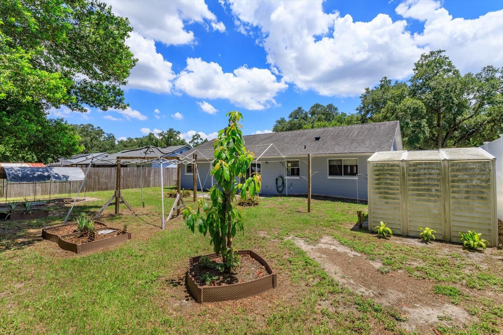 RIVERSIDE WOODS - Residential