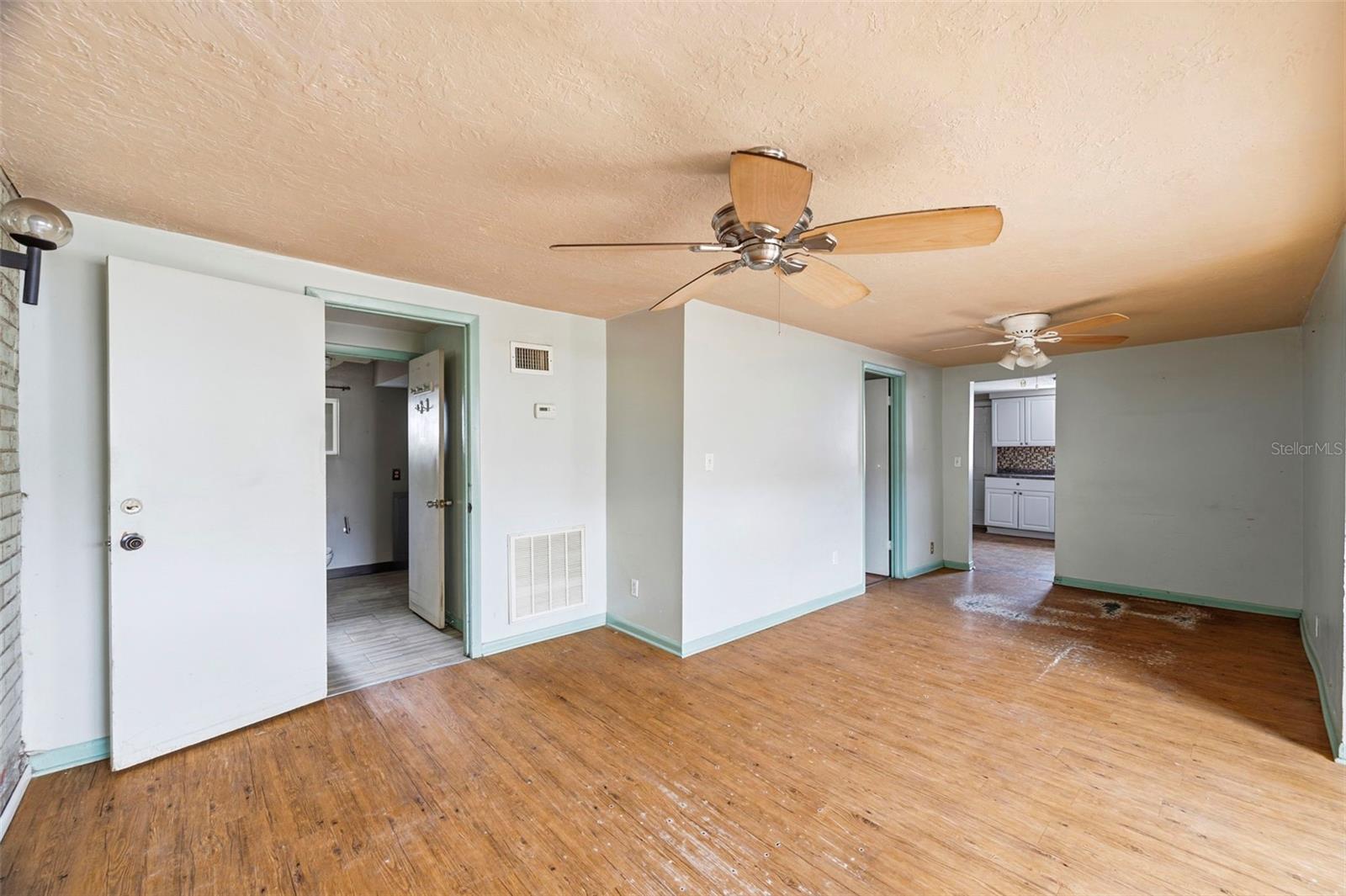 MELROSE SUB 1ST ADD - Residential Income