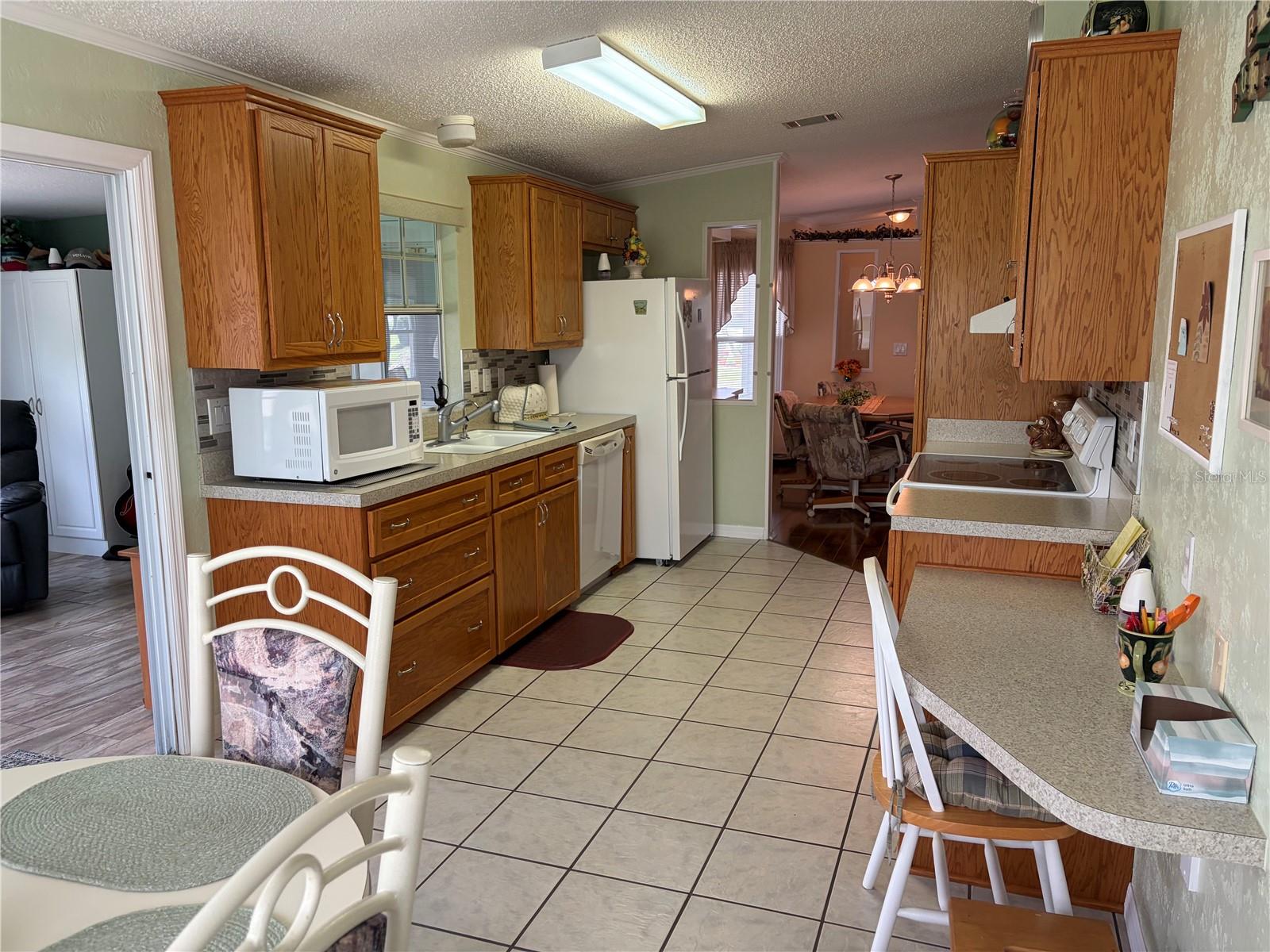 SWEETWATER GOLF & TENNIS CLUB ADD 01 - Residential