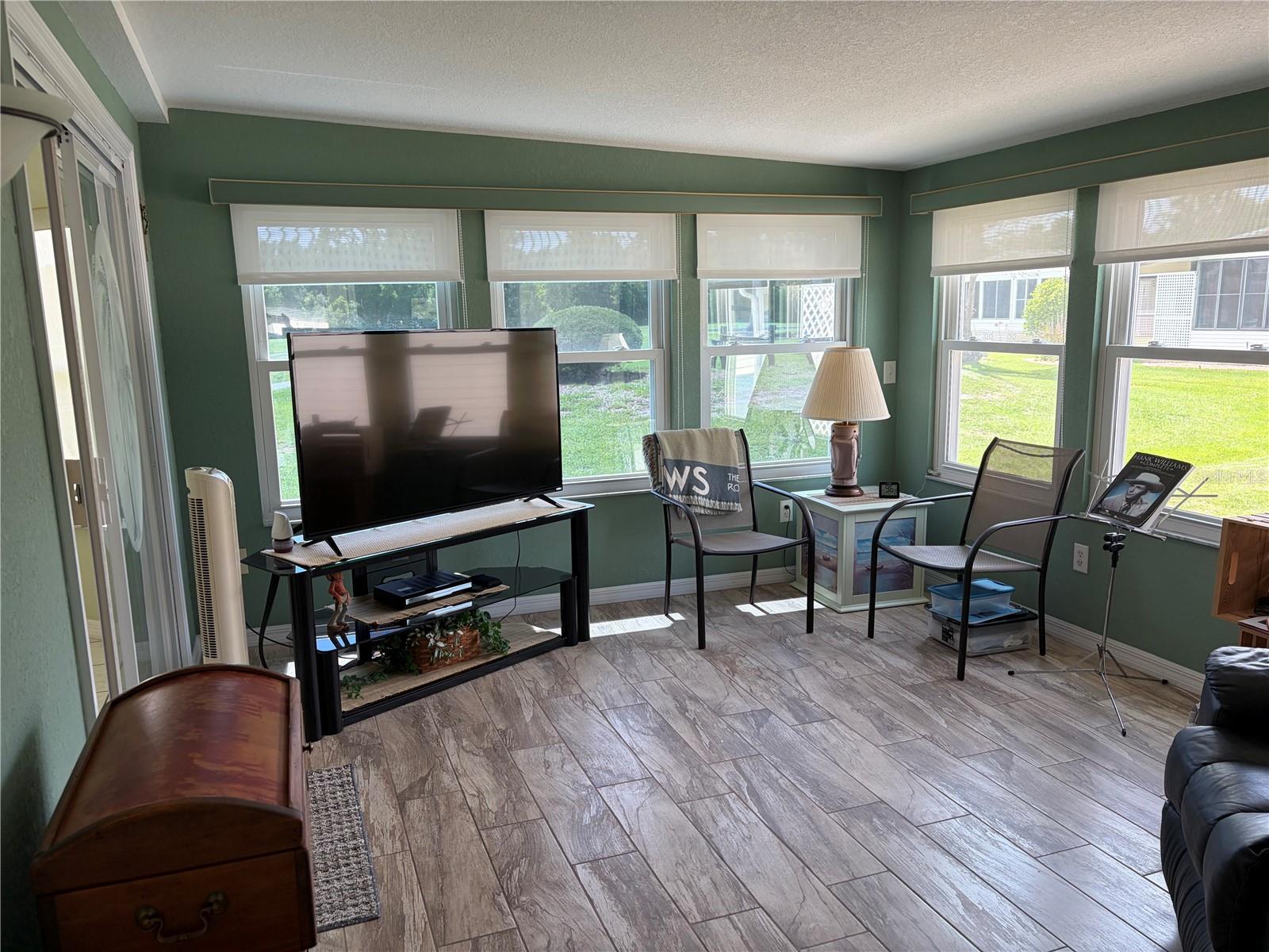 SWEETWATER GOLF & TENNIS CLUB ADD 01 - Residential