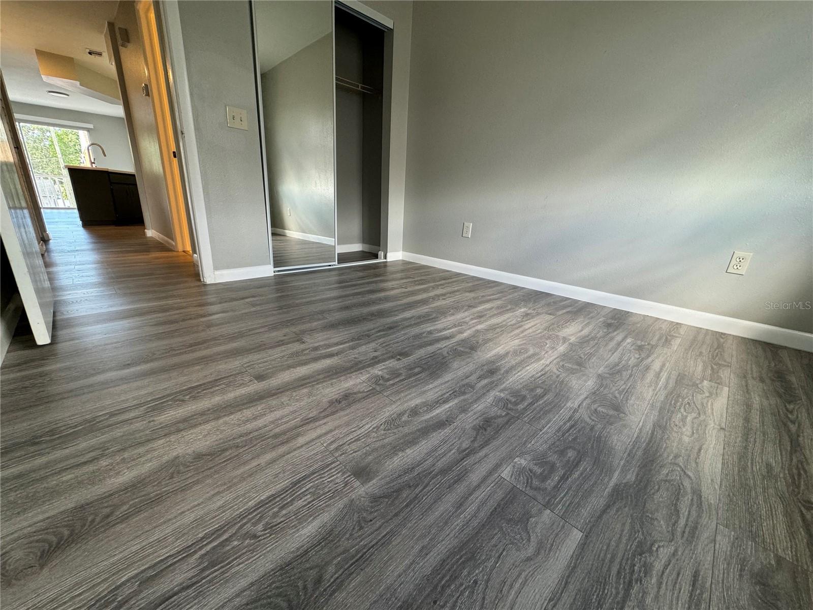 MAC DILL CONDO - Residential