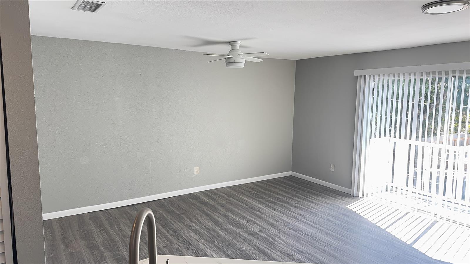 MAC DILL CONDO - Residential