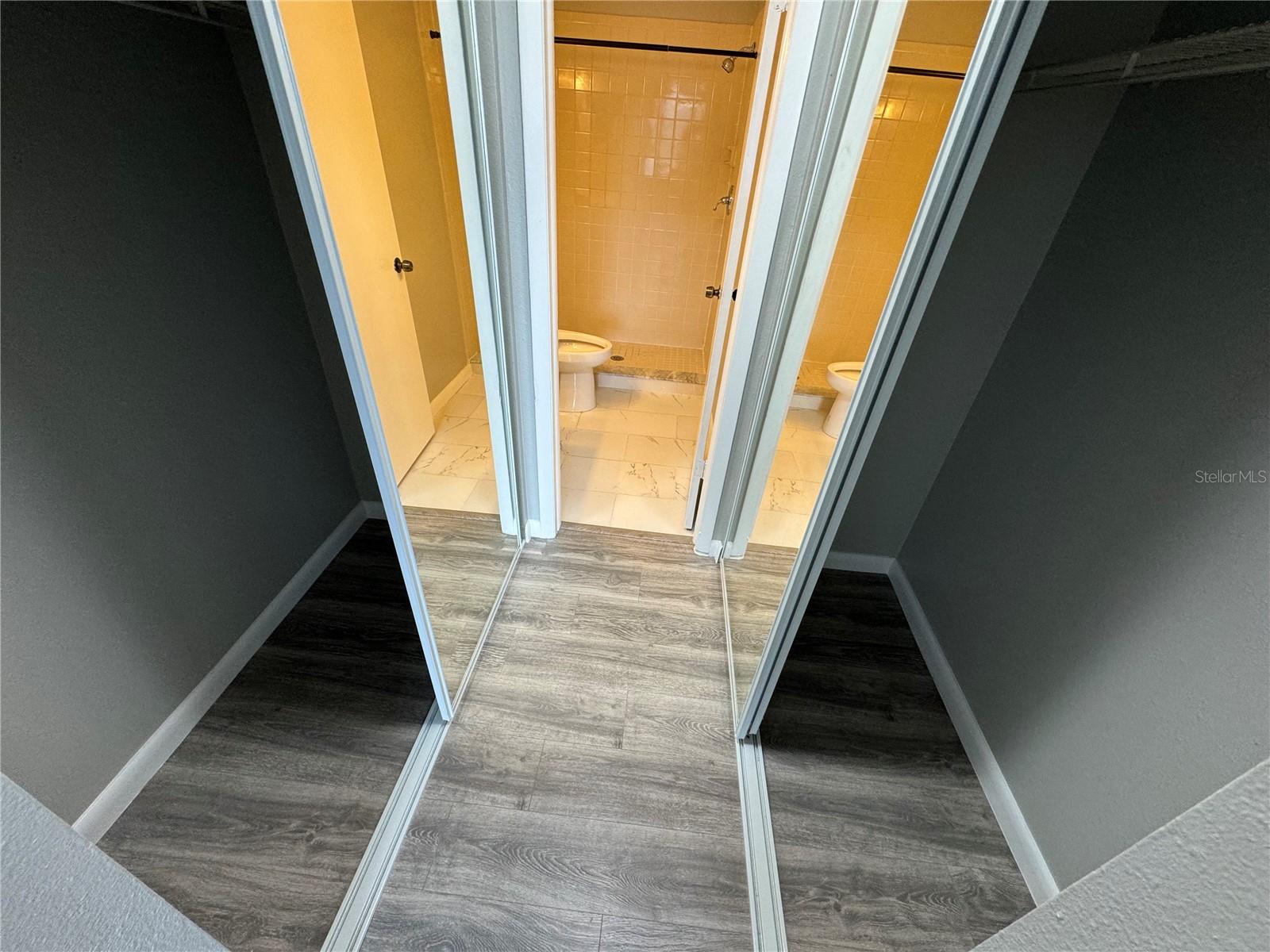 MAC DILL CONDO - Residential