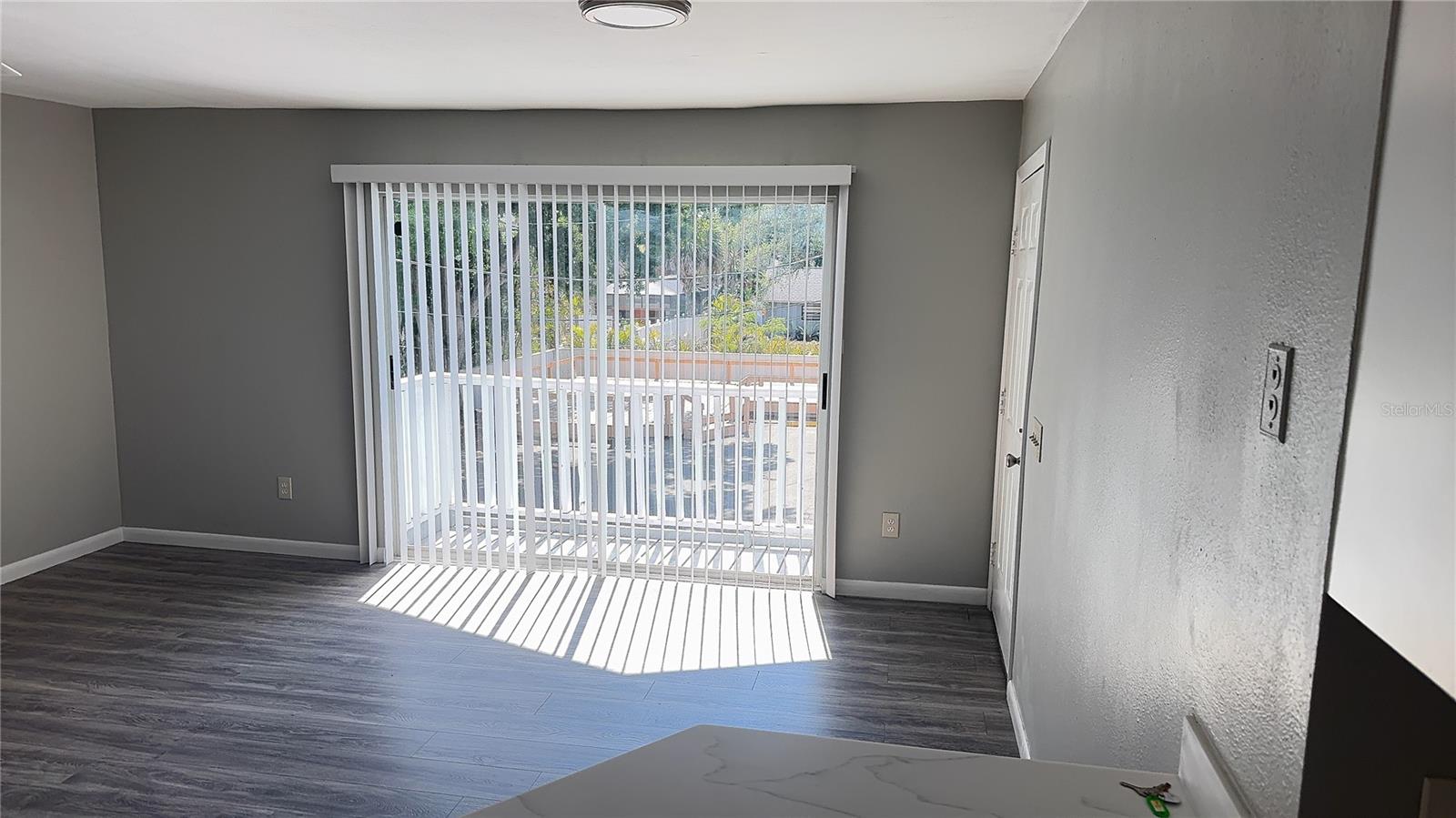 MAC DILL CONDO - Residential