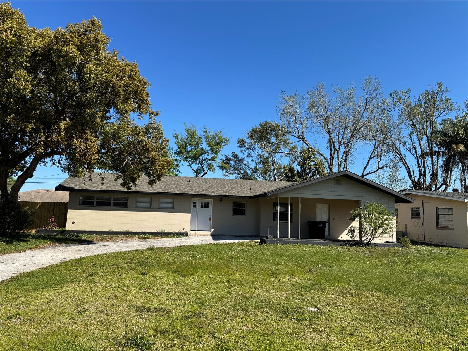 SKY LAKE - Residential Lease