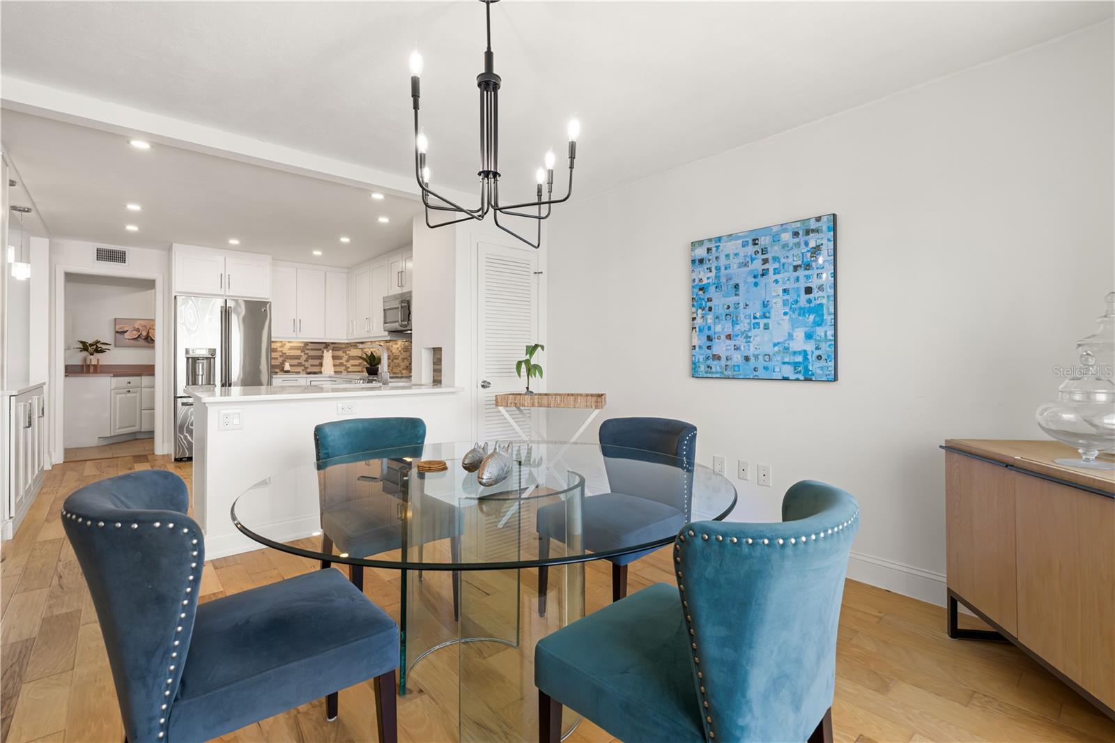 COLONY POINT - Residential