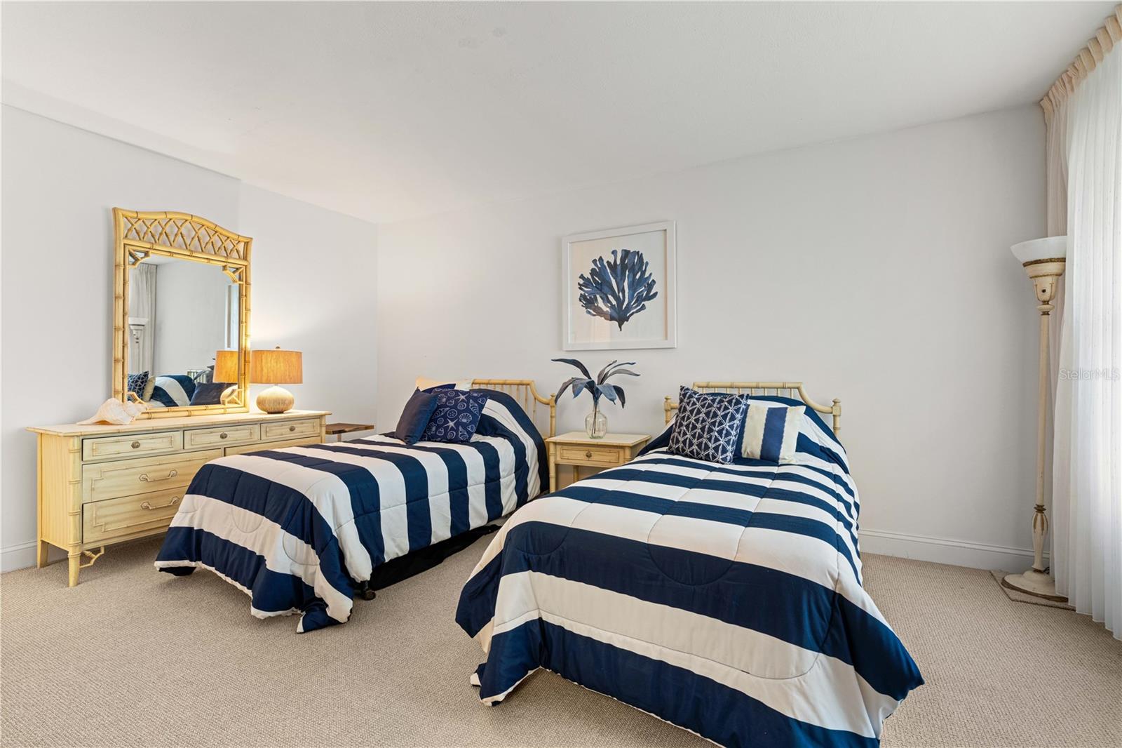 COLONY POINT - Residential
