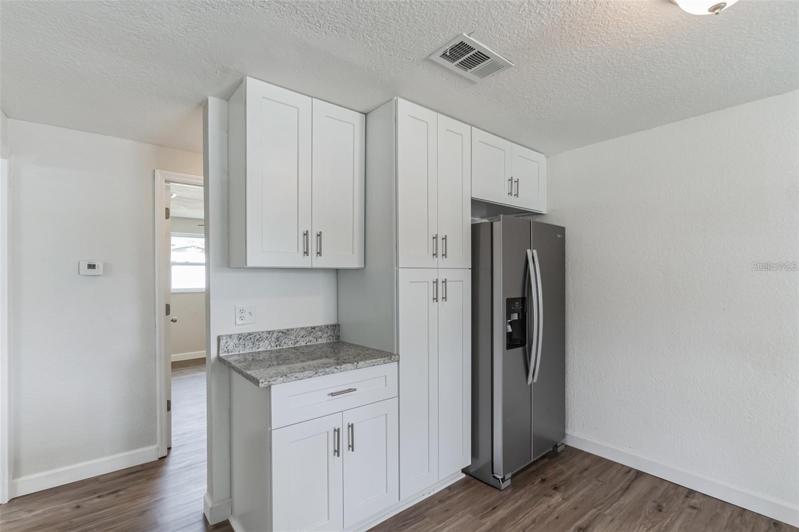LAUREL TERRACE - Residential Lease
