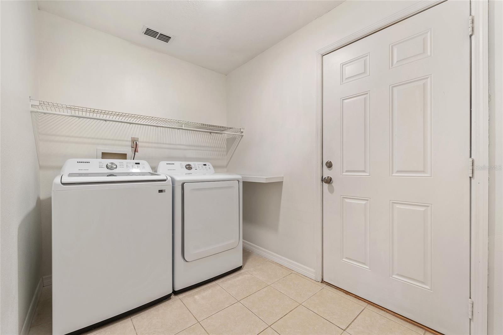 LAKE BRANTLEY ISLES 2ND ADD - Residential
