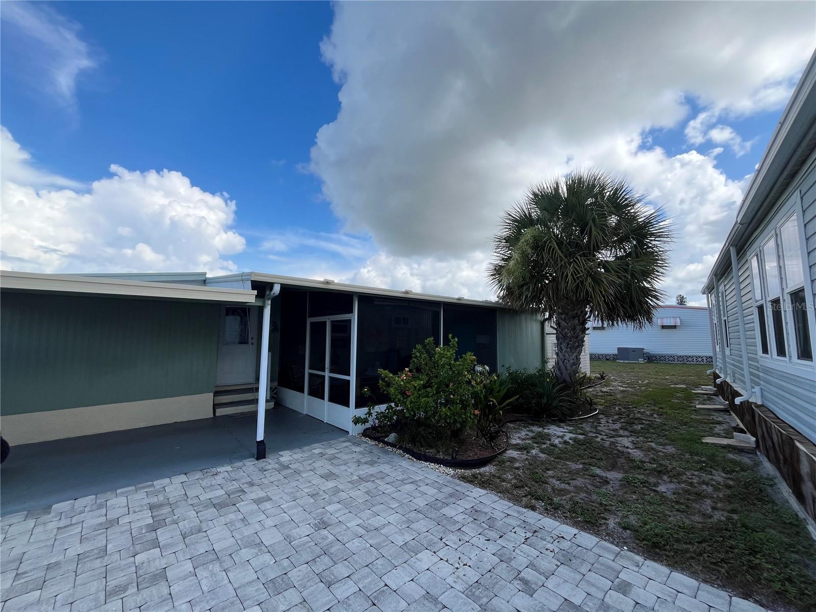 VENICE ISLE - Residential