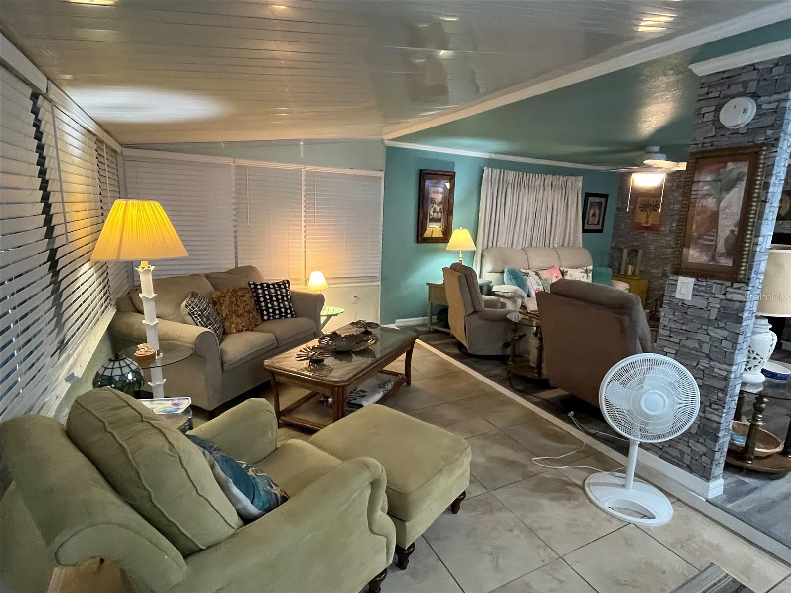 VENICE ISLE - Residential