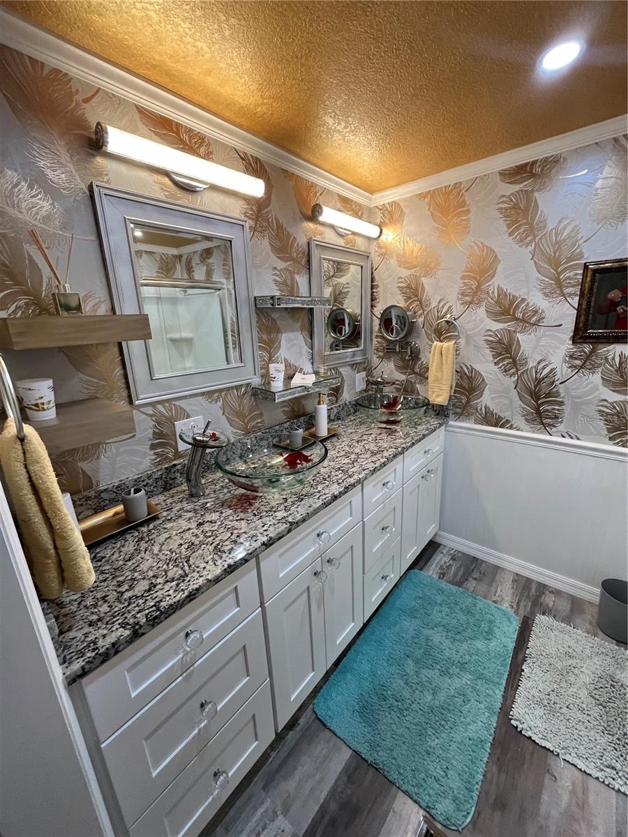 VENICE ISLE - Residential