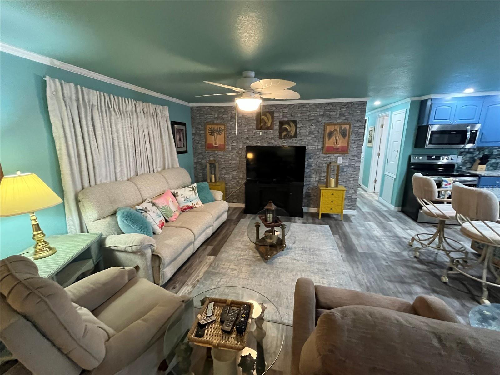 VENICE ISLE - Residential
