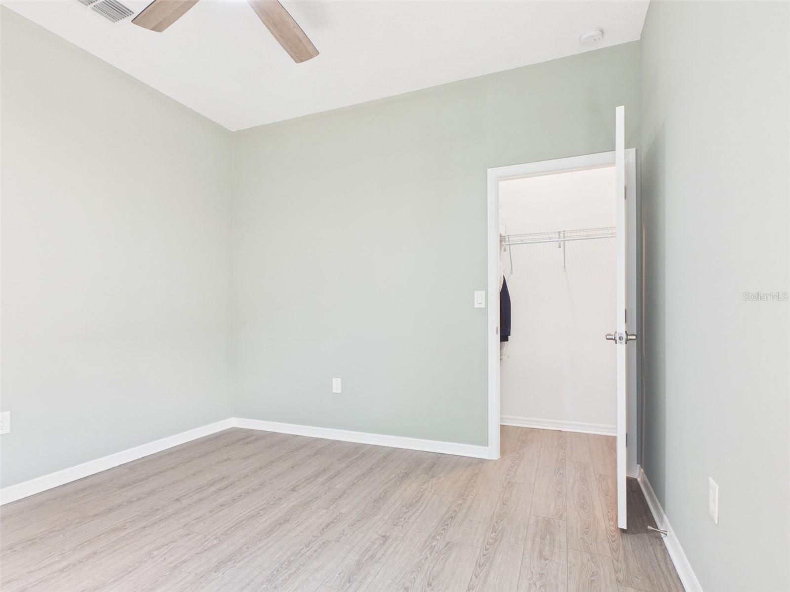 CALESA TOWNSHIP ROAN HILLS PH - Residential