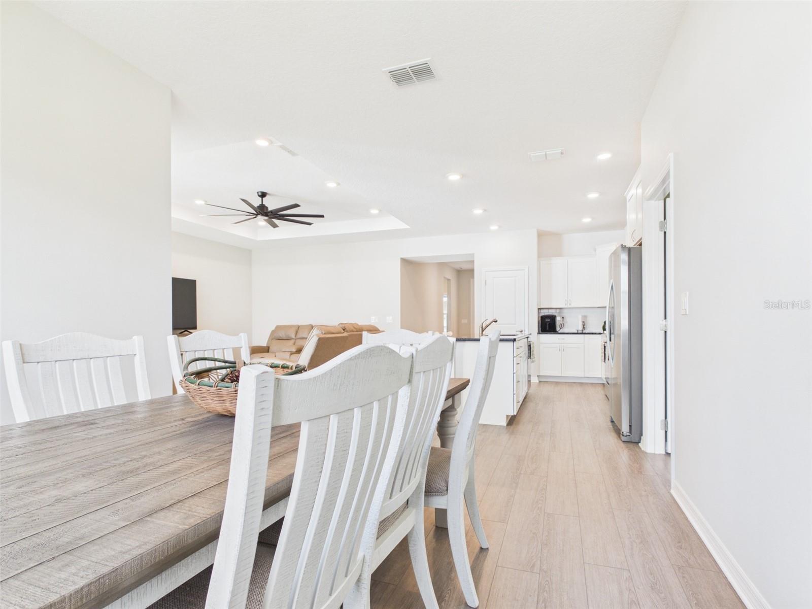 CALESA TOWNSHIP ROAN HILLS PH - Residential