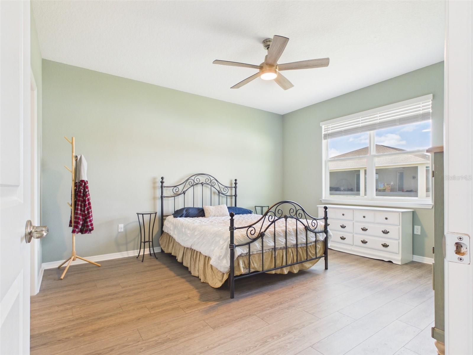CALESA TOWNSHIP ROAN HILLS PH - Residential