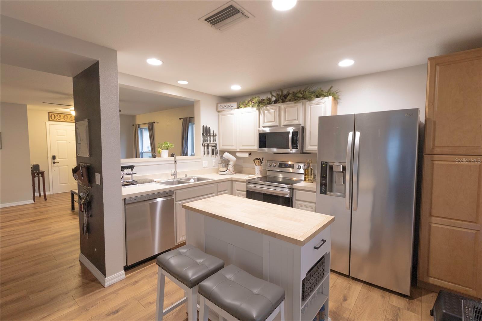 MANGO GROVES UNIT 2 - Residential