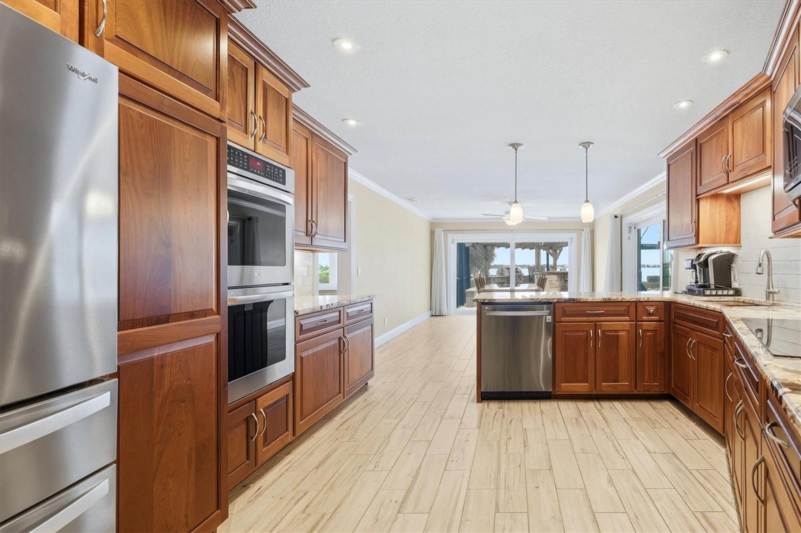ACREAGE & UNREC - Residential