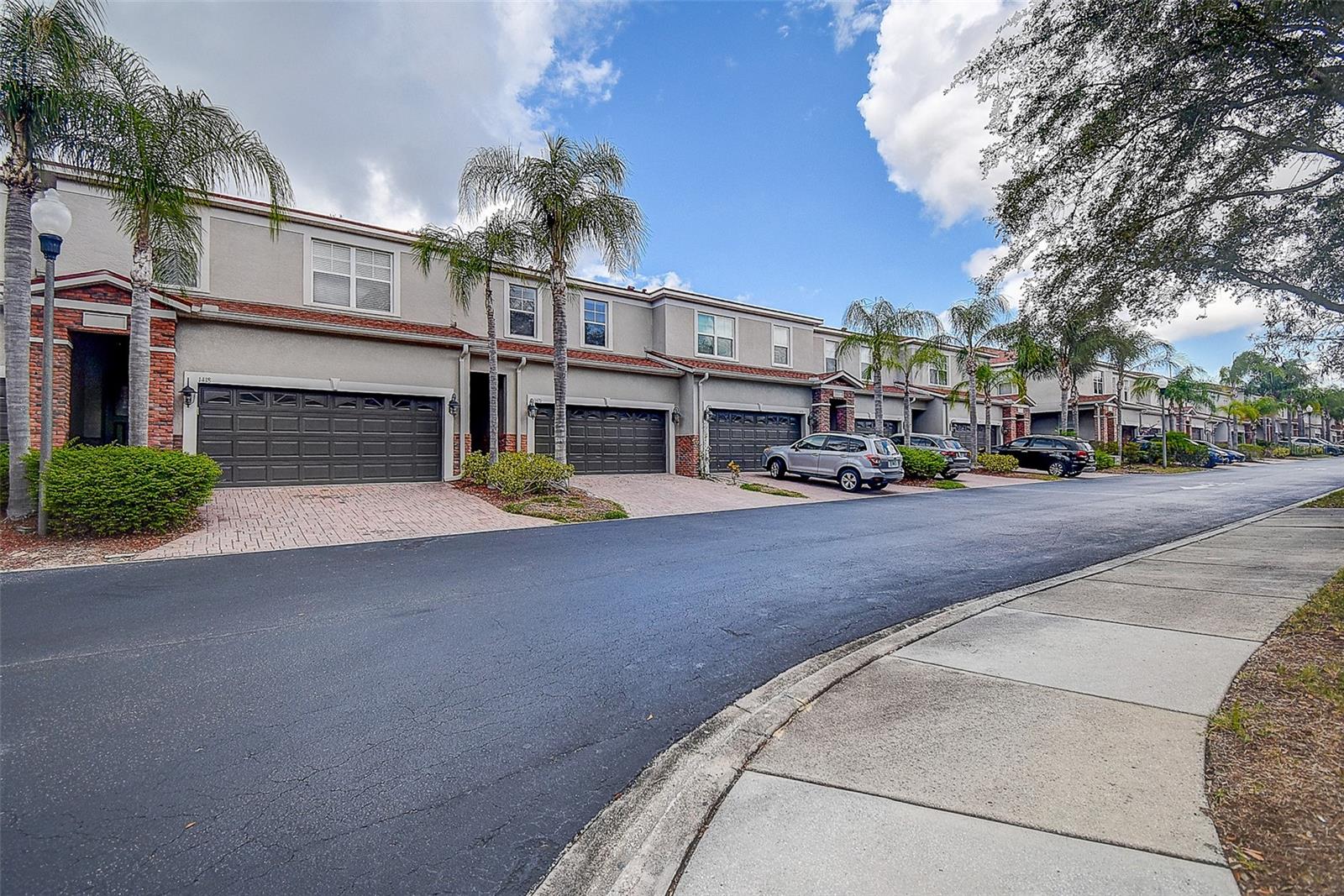 BECKETT WAY TWNHMS - Residential