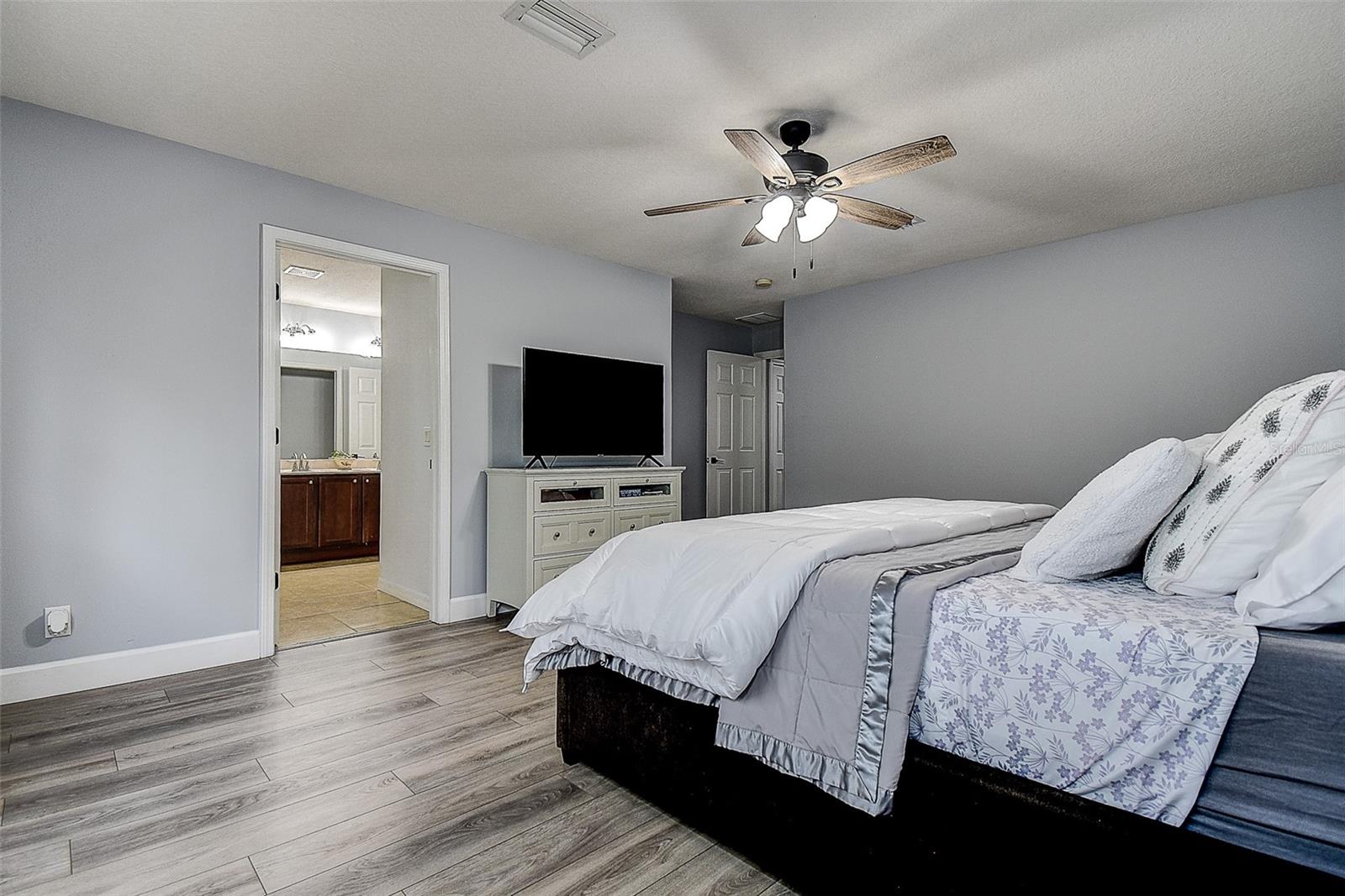 BECKETT WAY TWNHMS - Residential