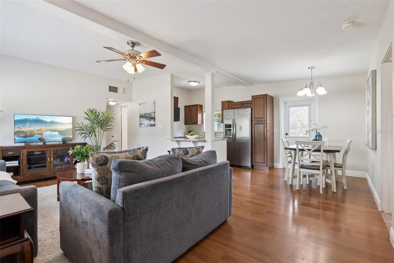 PEACH LAKE MANOR - Residential