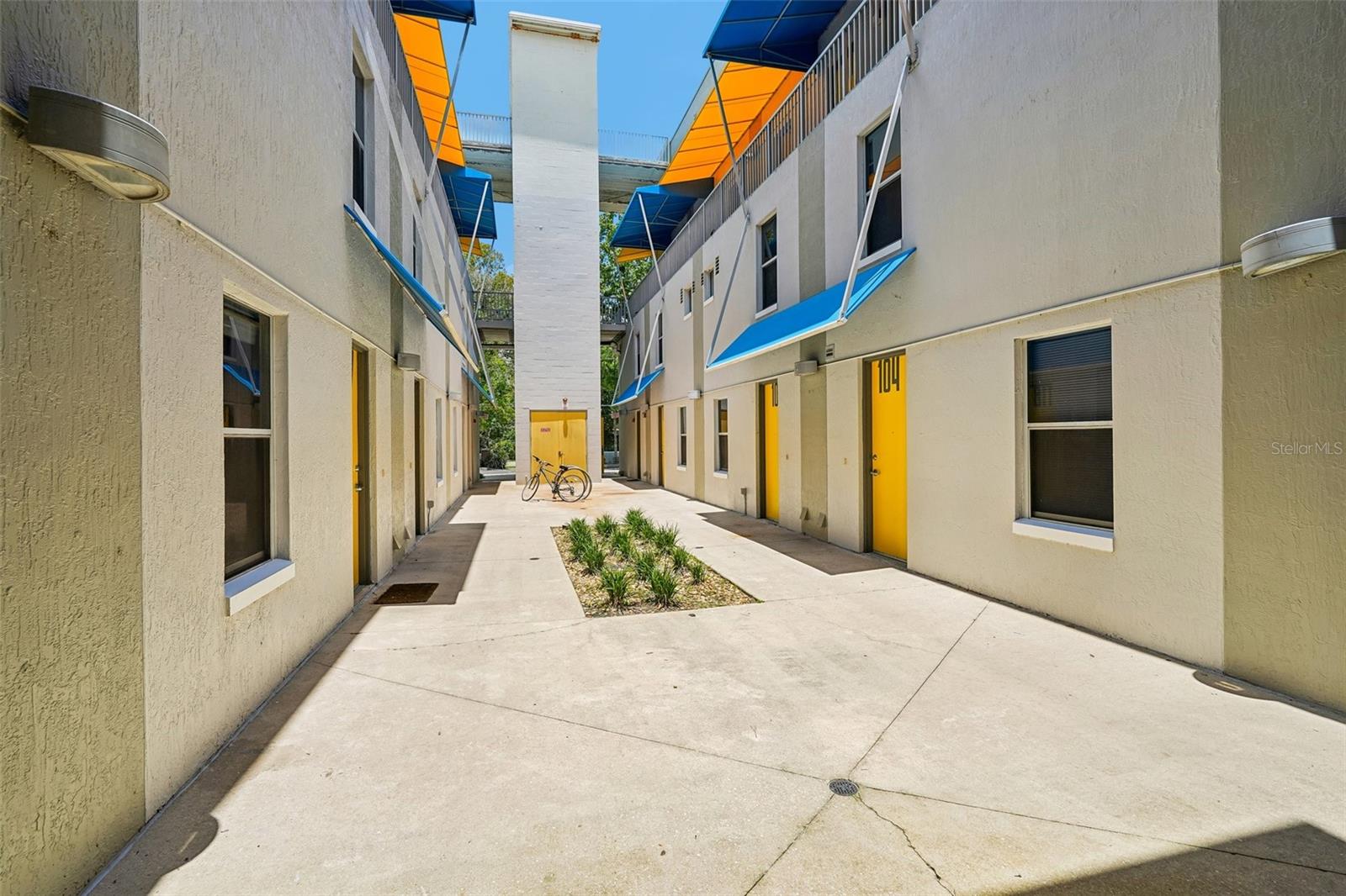 LOFTS OASIS CONDO - Residential