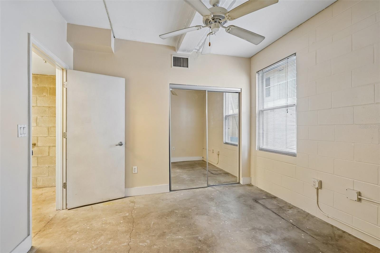 LOFTS OASIS CONDO - Residential