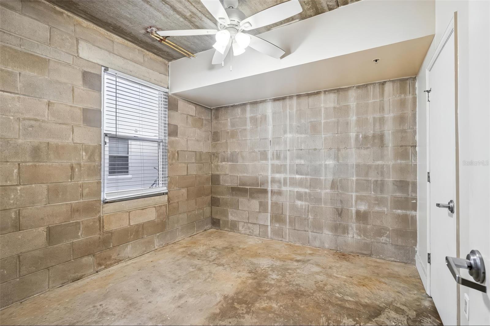 LOFTS OASIS CONDO - Residential
