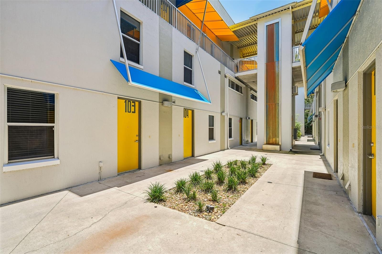 LOFTS OASIS CONDO - Residential