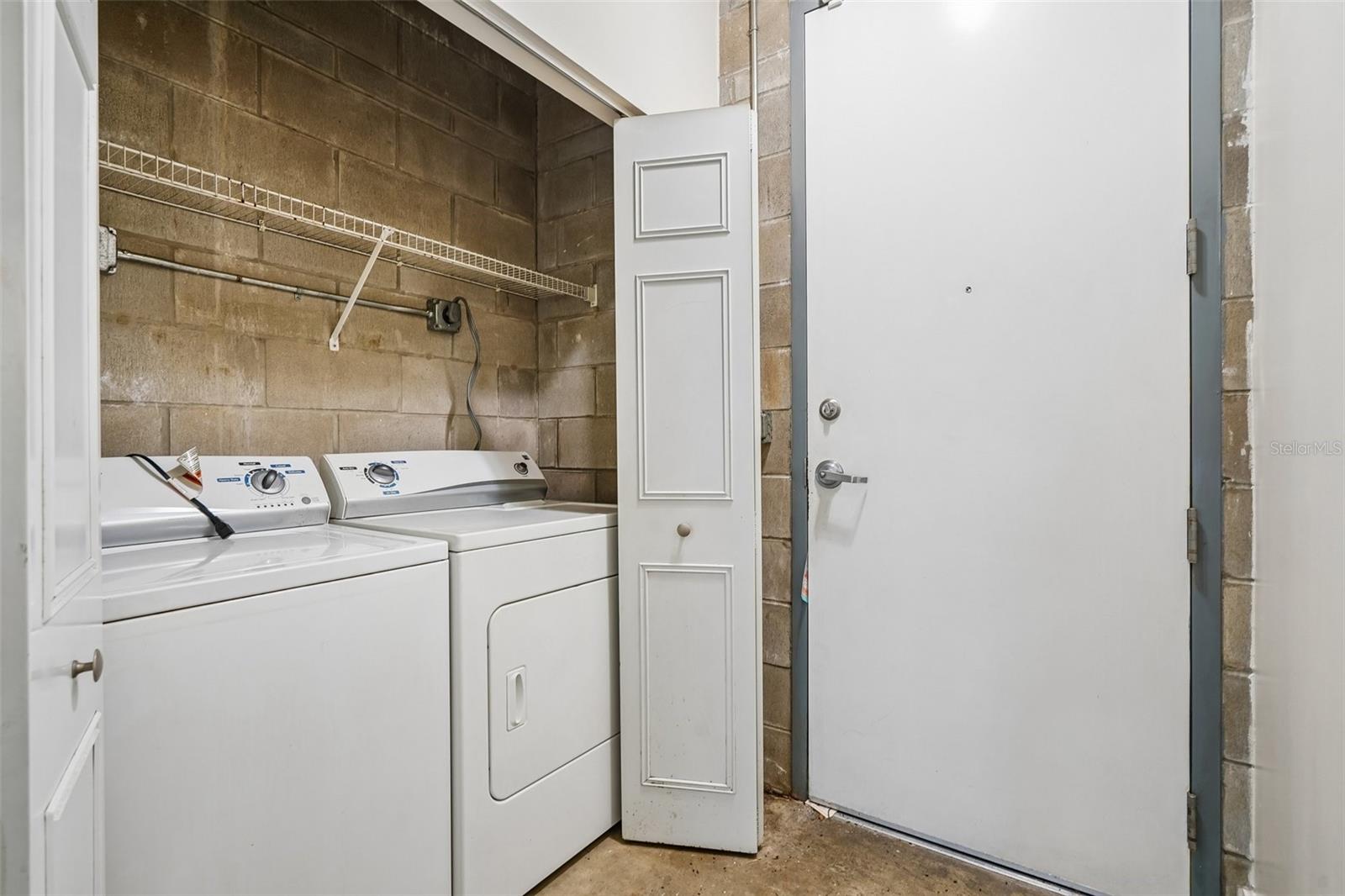 LOFTS OASIS CONDO - Residential