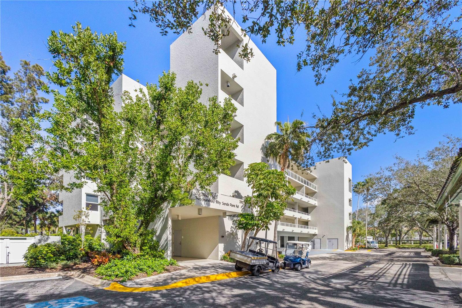 INN ON THE BEACH PH II - Residential