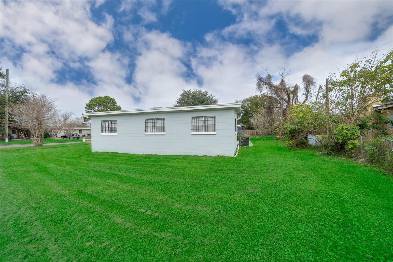 LAKE LAWNE SHORES ADD 02 - Residential Lease