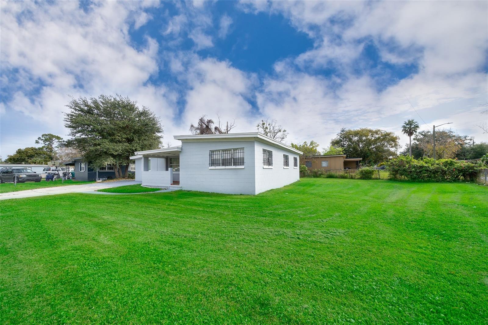 LAKE LAWNE SHORES ADD 02 - Residential Lease
